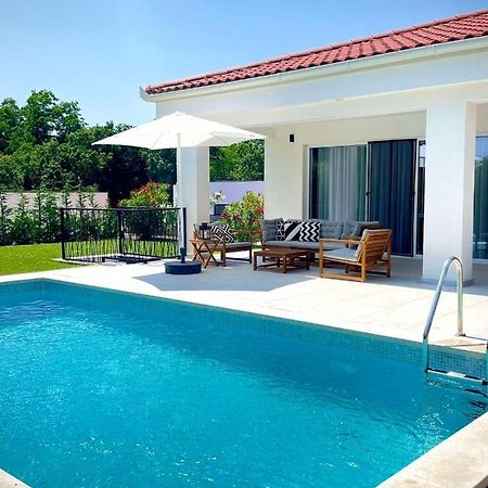 Villa Destiny Nedescina, Istrien, Kroatien Extérieur photo